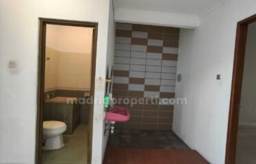 Disewakan Rumah 1 Lantai Bagus Siap Huni di Nusaloka, BSD (Yk)