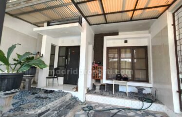Dijual Cepat Rumah Siap Huni Luas 72M2 di Graha Raya Bintaro (Yk)