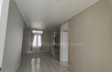 Disewakan Rumah 1 Lantai 162M2 di Griya Loka Sek 1-5, BSD (Yk)