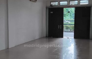 Dijual Ruko 3,5 Lantai di Tol Boulevard BSD: Harga Rp3,1 M, Potensi Usaha Maksimal ( MH)