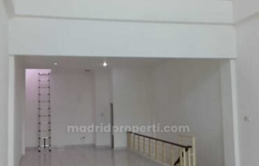 Dijual Ruko 3,5 Lantai di Tol Boulevard BSD: Harga Rp3,1 M, Potensi Usaha Maksimal ( MH)