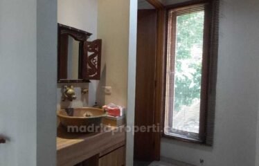 Dijual Rumah Premium BSD XIV Nusaloka: Turun Harga Rp4,25 Miliar, SHM Siap ( Rin)