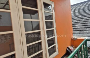 Disewakan Rumah 1,5 Lantai di Delatinos Cluster Santiago (Mc)