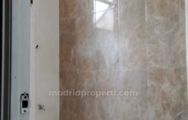 Dijual Ruko Tol Boulevard, 3 Lantai Luas 225M2 Strategis (HAN)