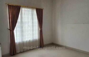 Dijual Rumah Bagus Siap Huni, Strategis di BSD The Green (HAN)